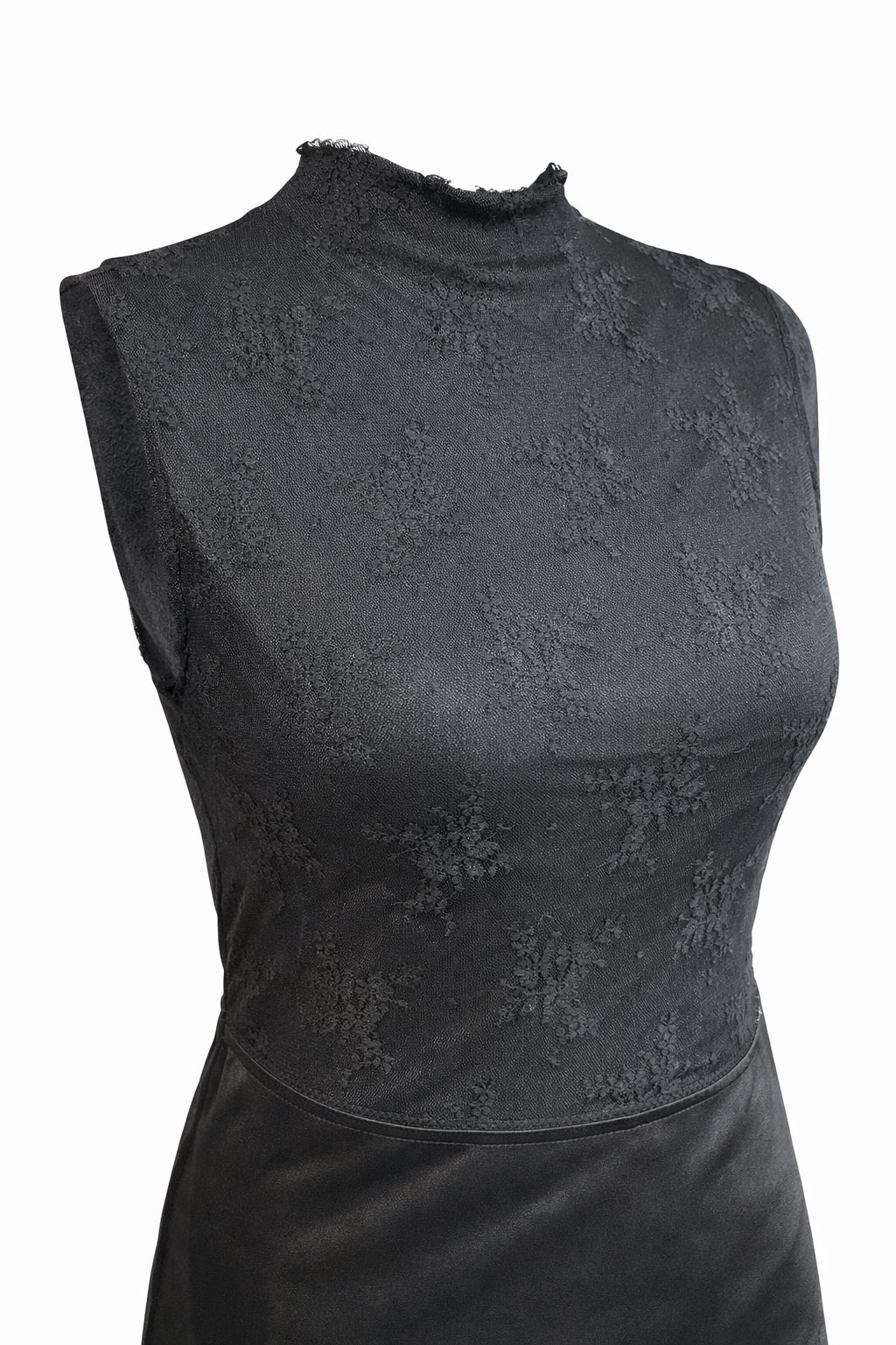 Chic Threads Black image 1